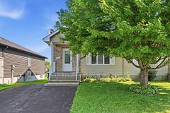 311 Nelson Street, Hawkesbury, ON K6A 1M1