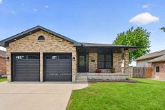 56 Parkview Crescent, Strathroy-Caradoc, ON N7G 4B1