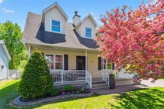 6304 Fernbank Road, Stittsville - Munster - Richmond, ON K2S 1X5