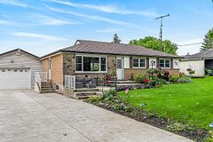 7344 Dickenson Road E, Hamilton, ON L0R 1W0