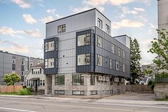 10 MCARTHUR Avenue 301, Vanier and Kingsview Park, ON K1L 6R2