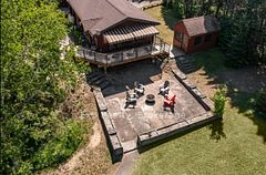 27 Groeger Road, Huntsville, ON P1H 2J4