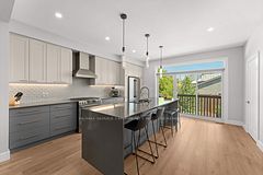 15 Grange Street, Kingston, ON K7M 2J5