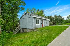 41 Emily Street, Parry Sound, ON P2A 2P6