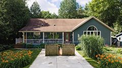 6 David Street E, Bluewater, ON N0M 1G0