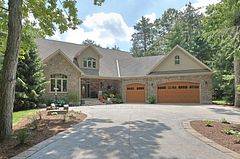 9956 Pinetree Crescent, Lambton Shores, ON N0M 1T0