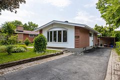 2097 Kingsley Road, Parkway Park - Queensway Terrace S and Area, ON K2C 2X6