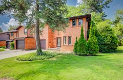 206 Candlewood Crescent 9, Waterloo, ON N2L 5Y9