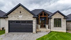 34 Andrew Avenue, Norfolk, ON N3Y 4Y8
