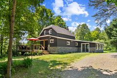 3432 Siberia Road, Hastings Highlands, ON K0J 1L0