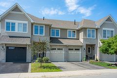 261 Brambling Way, Barrhaven, ON K2J 0E4