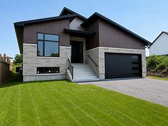 733 Squirrel Hill Drive, Kingston, ON K7P 0B2