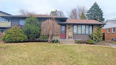 4470 Pinedale Drive, Niagara Falls, ON L2E 6M5