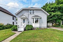 53 Smiths Falls Avenue, Smiths Falls, ON K7A 3B2