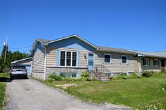 14 Wendego Street, Manitouwadge, ON P0T 2C0