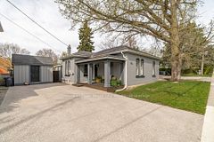 554 Woolwich Street, Guelph, ON N1H 3Y2
