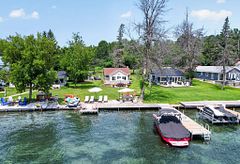 19 Hamilton Island Road, South Glengarry, ON K0C 2E0