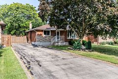 17 WOODSVIEW Avenue, Grimsby, ON L3M 3S5