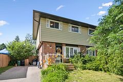 56 Bretz Avenue, Cambridge, ON N3C 2W9