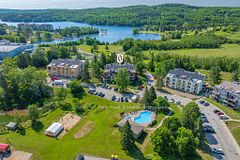 1235 Deerhurst Summit Drive 52-101, Huntsville, ON P1H 2E8