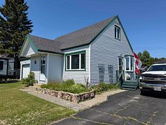 39 Laurier Avenue, Terrace Bay, ON P0T 2W0
