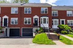 15 Country Club Place, Brockville, ON K6V 6T7