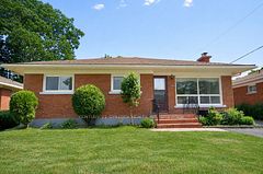 2148 Iris Street, Belair Park - Copeland Park and Area, ON K2C 1B3