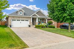 3 Sutherland Court, St. Thomas, ON N5P 3T3