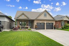 7245 Optimist Lane, Niagara Falls, ON L2E 0B3