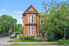 22 Stinson Street, Hamilton, ON L8N 1R7