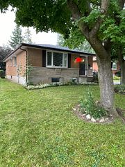 275 Toll Gate Boulevard Lower, Waterloo, ON N2L 4M3