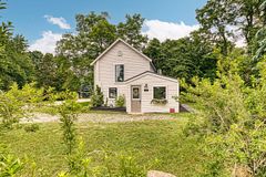 4 Elizabeth Street, Bluewater, ON N0M 1G0