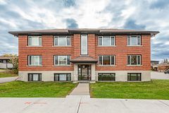 416 Dovercourt Avenue 1, Carlingwood - Westboro and Area, ON K2A 0T1