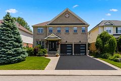 135 Blackburn Drive, Brantford, ON N3T 6S8
