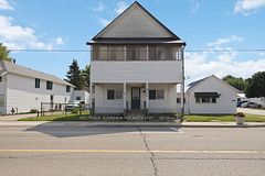 4364 St. Clair Parkway, St. Clair, ON N0P 2B0