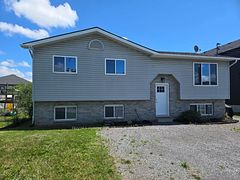 44 Cannifton Road N, Belleville, ON K8N 4T8
