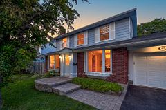 607 Laverendrye Drive, Beacon Hill North - South and Area, ON K1J 7C2