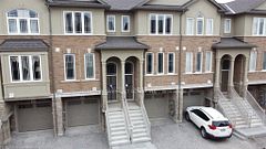 18 AQUA Lane, Hamilton, ON L0R 1P0