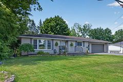 112 County Road 8, Greater Napanee, ON K7R 3C7