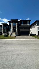 106 Seabastian Street, Blue Mountains, ON N0H 1J0