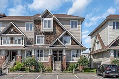74 Crosby Private 74, Orleans - Cumberland and Area, ON K4A 0B8