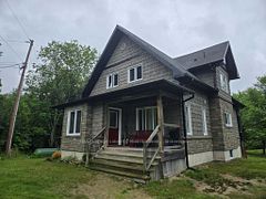 5 Bridge Road, Magnetawan, ON P0A 1P0