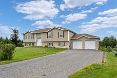 245 Pleasant Drive, Greater Napanee, ON K0K 2Z0
