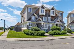 581 Lakeridge Drive 16, Orleans - Cumberland and Area, ON K4A 0H4