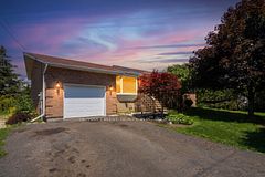 10 SHANE Street, Loyalist, ON K0H 2H0