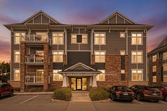 355 Elizabeth Cosgrove Private 304, Orleans - Convent Glen and Area, ON K1W 0K6
