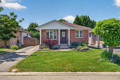 33 Oldewood Crescent, St. Thomas, ON N5R 6B2