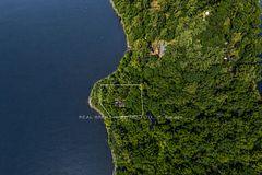 Lot 124 Kedey Island, Carp - Dunrobin - Huntley - Fitzroy and Area, ON K0A 1X0