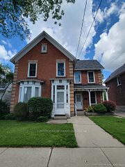 158 Pearl Street W, Brockville, ON K6V 4C6