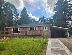 7 Beechwood Drive Lower, Peterborough, ON K9J 1M2